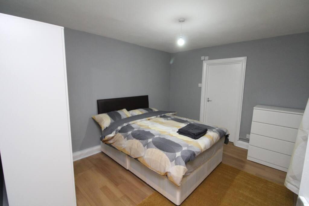 Modern 2 Bed Close To City Apartment London Exterior photo