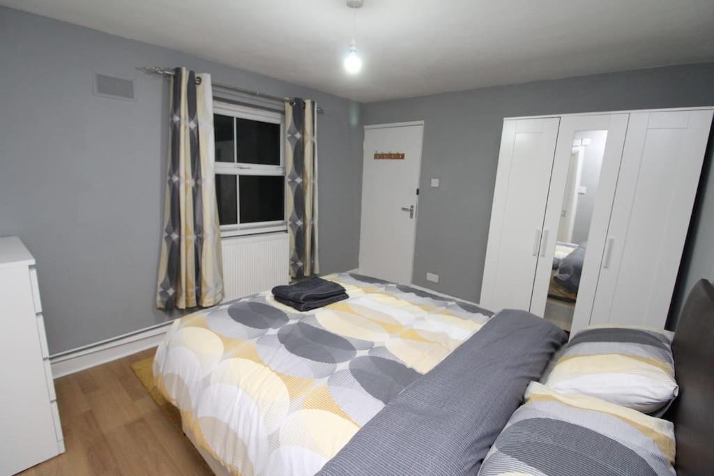 Modern 2 Bed Close To City Apartment London Exterior photo