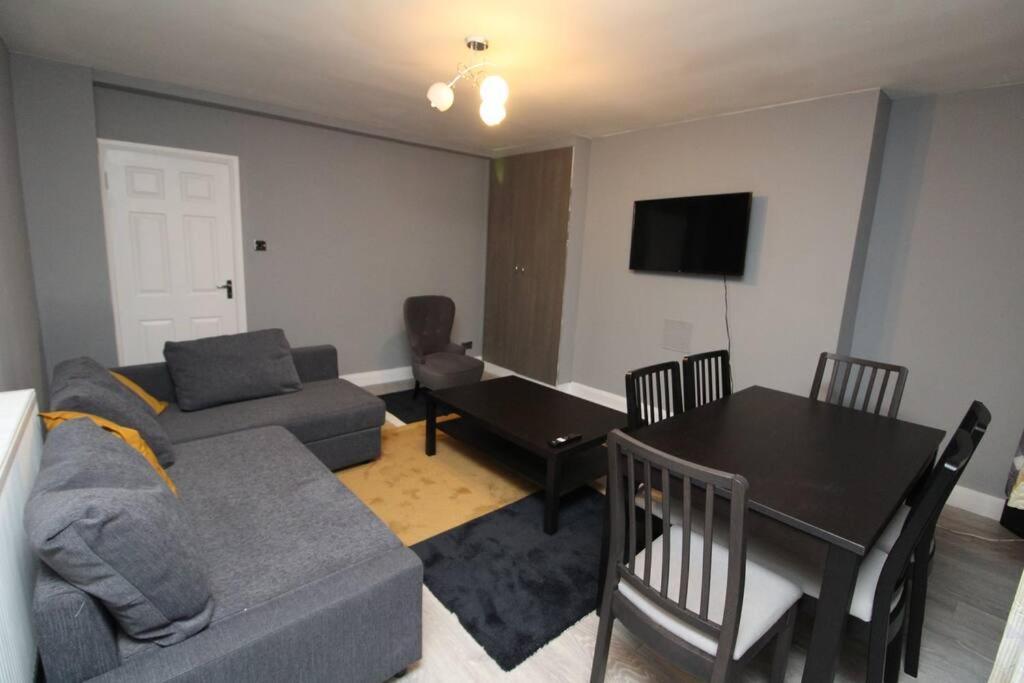 Modern 2 Bed Close To City Apartment London Exterior photo