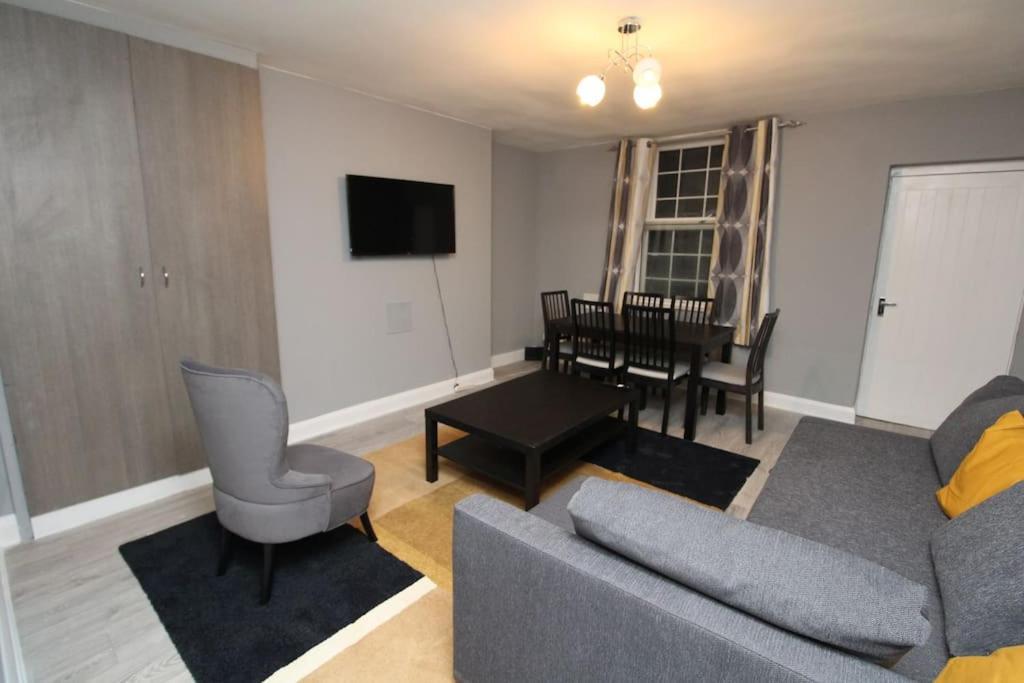 Modern 2 Bed Close To City Apartment London Exterior photo