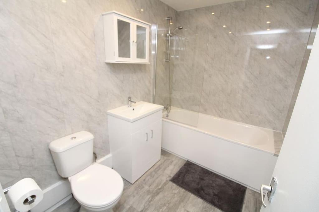 Modern 2 Bed Close To City Apartment London Exterior photo
